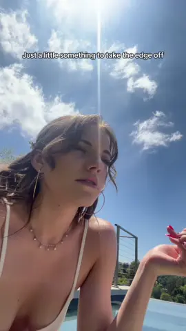 find something that helps you relax today 🫶🏼😘 @Selena 💕 