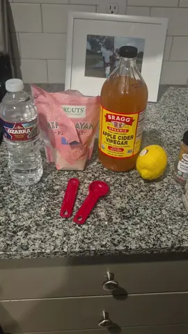 Pink Salt Recipe Measurements #pinksaltrecipe #pinksaltrecipemeasurement 8 oz water 1/4 top salt 1/2 tbsp acv squeeze of lemon Pinch cayenne pepper Pinch of black pepper. 