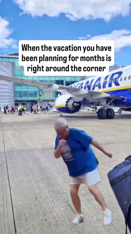 Holiday countdown mode: ACTIVATED 🧳✨ Cases down, laundry on, and the holiday stash is officially off-limits! If it’s not in the suitcase, you’re wearing your “old” clothes ’til takeoff 😅✈️  #HolidayPrep #SuitcaseSeason #TravelCountdown 