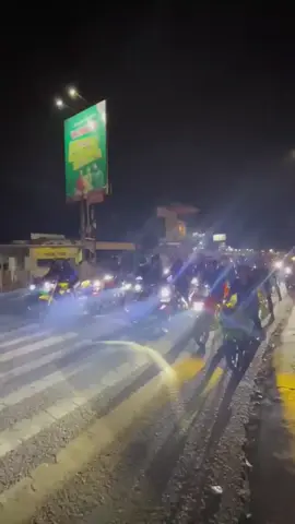 night ride di kota bandar lampung bersama pasukan kawasaki ninja 2stroke #motul2t #bengkelmotor #kawasakininja #olisamping #bandarlampung 