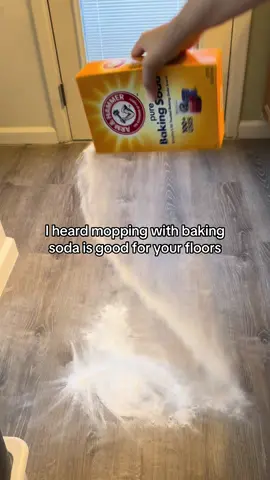 Do you think it worked 🤔 #bakingsoda #mopping #drypowdermopping #dusty #powder #asmr don’t actually mop with baking soda unless you use a small amount on tile only. #CapCut 