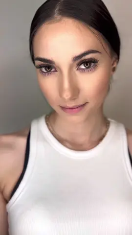 #eywbrows #esssnce #browlamination #signature #models #beauty #beautyface #girl #tint #mywork #essencesalon 