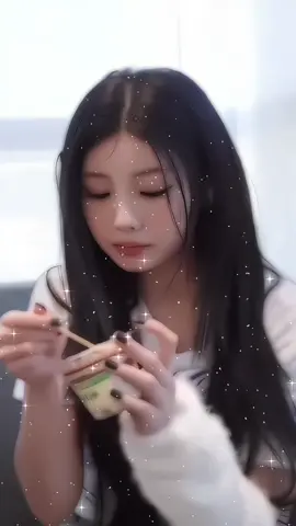 ⊹  ֺ ָ﹆ׂ ˒ ⸂ぬ ࣪ ˖ ꒰ se pegar comente 