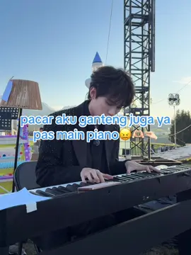 zhao yirannn#aktorchina#zhaoyiran#lewatberandafyp #semoga?fypdong💐 #fotolive 