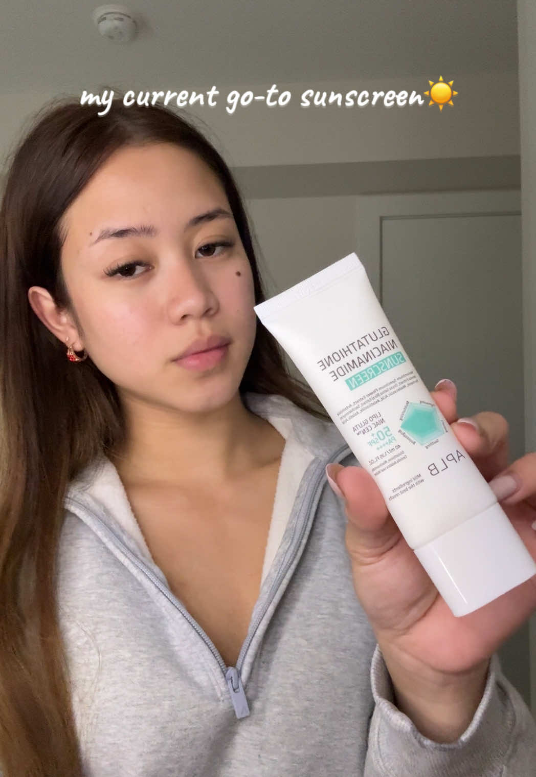 my secret to everyday glass skin🤌🏻 @YesStyle use my code ‘JAENAHJ19’ for $$ off ! #aplb #yesstyleinfluencers #glassskin #suncare #sunscreen 