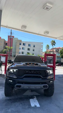 #ramtrx #trx #hellcat #srt #srthellcat #supercharged #supercharger #whine #ram #dodge #mopar #moparornocar #ram #ram1500 #offroad #4x4offroad #4x4 #gasstation #trxon37ns #fyp #fypシ゚viral #fypシ #viralvideo #parati #paratiiiiiiiiiiiiiiiiiiiiiiiiiiiiiii #explore 