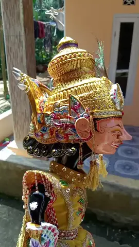 RIVIEW WAYANG GOLEK BATARA KRESNA FULL PRADA GOLD 🔥❤️ . . . . . . . . . . #wayang #wayanggolek #wayangkulit #wayangkertas #wayangindonesia #musiumwayang #seni #senisunda #senisundajawabarat #budayasunda #budayaindonesia #senirupa #senitradisi #pecintawayang #pwg  #fypシ゚ #fyppppppppppppppppppppppp #pwg #tfl #tflers #fypシ゚ 