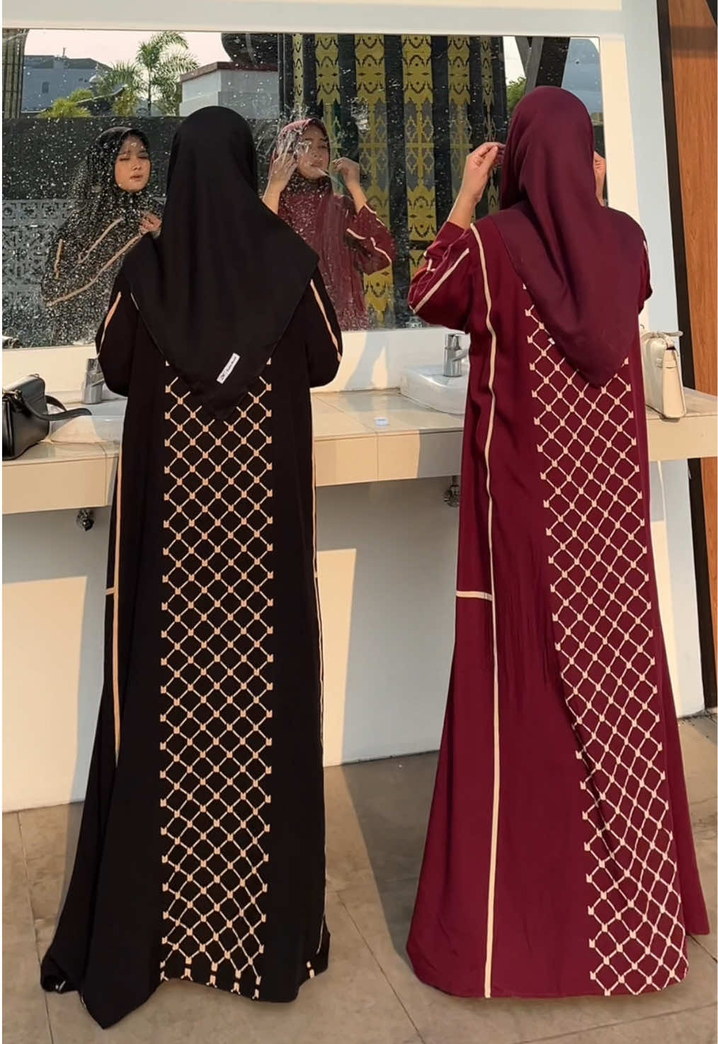 Membalas @ans Awwww 😭🫶🏻 Pake Abaya Giza dijamin jadi pusattt perhatian orangg 🤫😜 Cusss dichekoutt keburuu keduluann orangg 😭😭🔥#abaya #abayarayon 