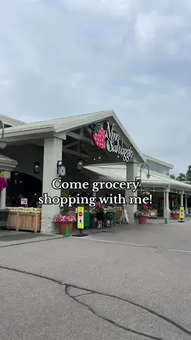The grocery store is my love language.😍