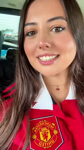 👩🏻👩🏻‍🦱#manchesterunited 