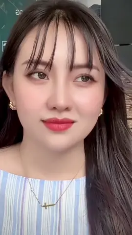 Khách hỏi xong rồi cứ tiếc vài trăm!! Trong khi khách nhà em béo đẹp căng tràn đầy đặn hết rồi kia kìa!  Cần gì khổ sở để tìm cách béo trong khi bảo bối nằm trong tầm tay.  Ib ngay em Sương tư vấn luôn nhé.   thần gầy cũng cao chạy xa bay “ #xuhuong #suonghuynh