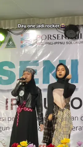 day one jadi roker wkwkwk