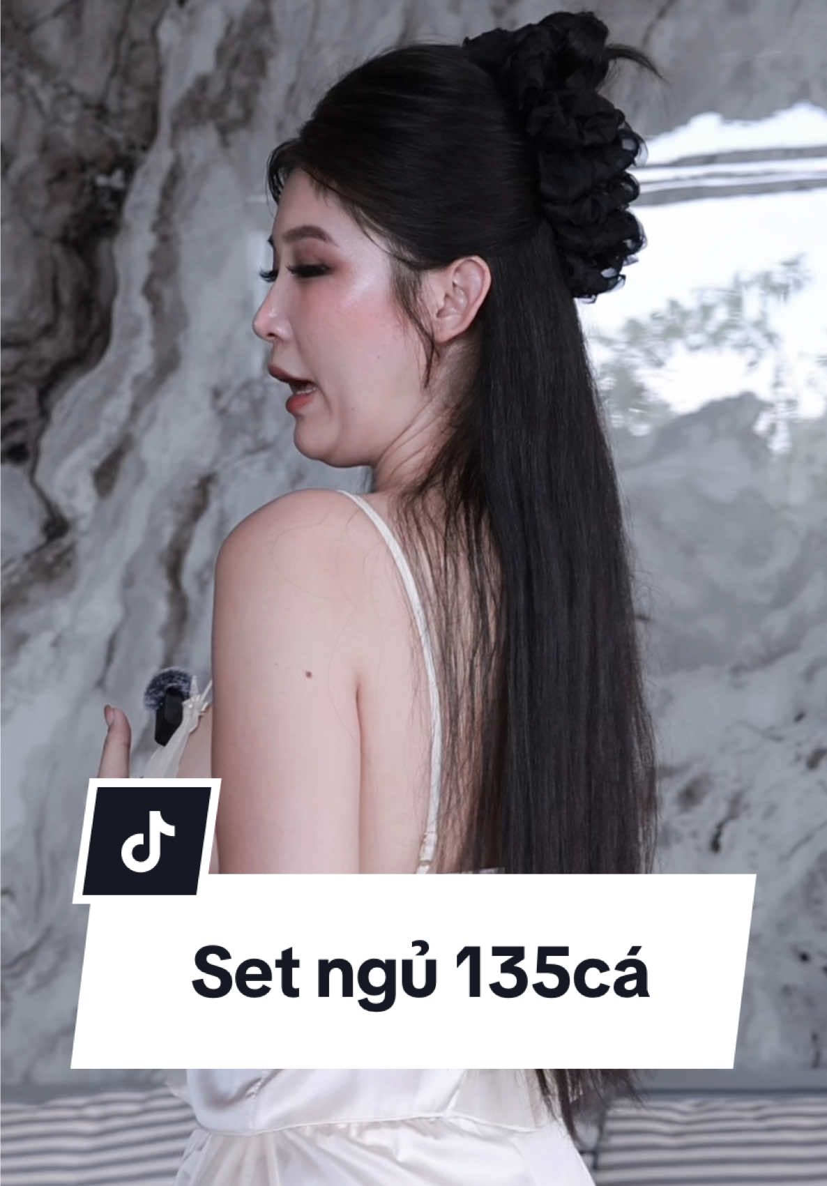 Bộ này cưng lắm mấy bà ơi#trancamtu #thoitrang #fypシ゚viral #donguxinh 