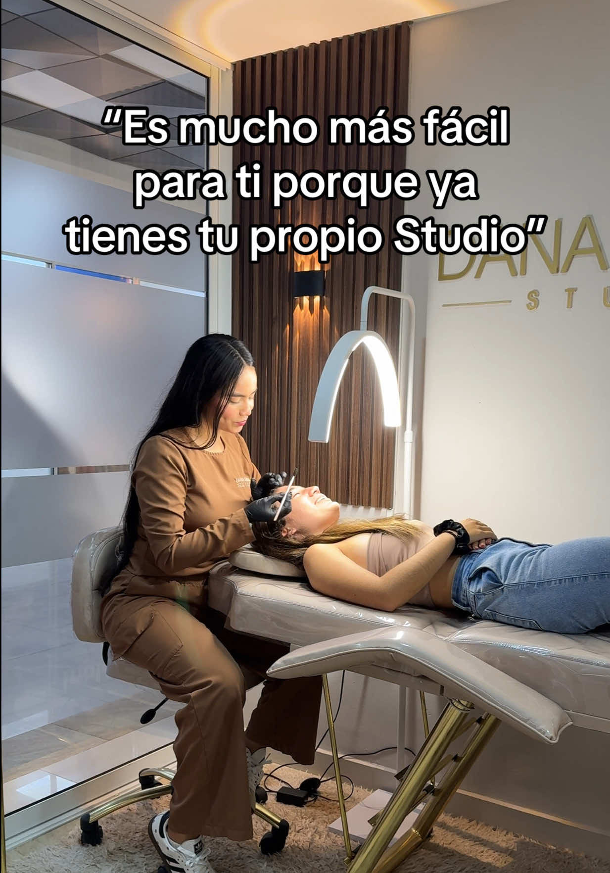 No ha sido fácil, pero sin duda, ha sido el camino más maravilloso💗 #cejas #studiodecejas #pestañas #emprendimiento #artista #emprendimiento #sueños #mujeres #viralvideo #fyp #lashes #lahista #lashistaprofesional #lahista 