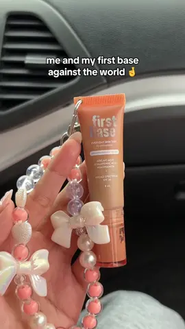 my go-to tinted sunscreen 🤞 @Colourette Cosmetics  #colourettecosmetics #colourette #colourettefirstbase #firstbase #skintint #BeautyTok #fyp 