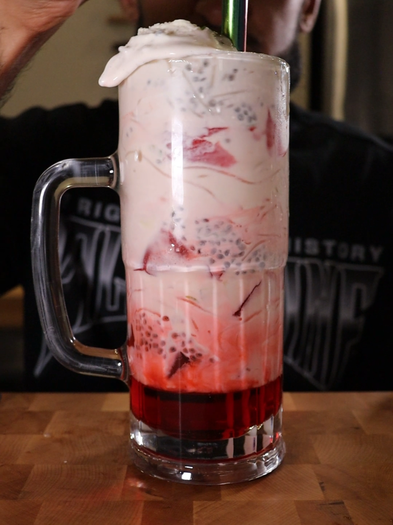 Replying to @cnntemporarywho would've thought that noodles + milkshake would make a wicked combo 🇵🇰 #pakistanifood #falooda #pakistanifood #falooda 