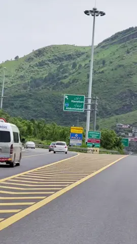 the view in Islamabad amazing  😍 @Ihsan Khan @Umar Siddique928 @MR. Khan...A.S 