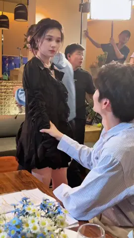 behind the scene yang sangat manis  #wangyiran #zuoyi #dramachina #dramachinaupdate #fyp 