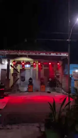 Spek senang senang ,,  Ready infomu jiii #lighting #lightinglamongan #fy #lightingpanggung #fypage #fypシ゚viral #foryou #fypシ #sound #lighting #lightingkarnaval #karnaval 