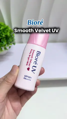 Sữa chống nắng Biore smooth velvet UV mỏng nhẹ nâng tone kiềm dầu chống nước lâu trôi. Zá lại rất hssv #tintinstore2023 #bioreUV #bioreVelvet #kemchongnang #biore 