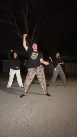 Let’s see what it’s worth 😝@kayla rushetsky @hayley.rushetskyy 