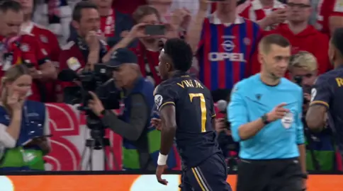 Free project, tự chỉnh khung hình nhé các tình yêu..! || #freeproject #xuhuong #viral #vinicius #realmadrid #football #football #bayernmunich 