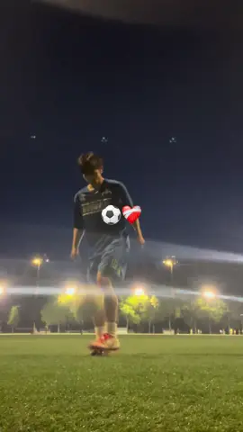 Oh yeah I play football too #fyp #viral #football #life #