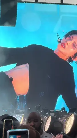 I’m so in love with Legacy😍 #ateez #atiny #kpopfyp #fyp #yeosang 