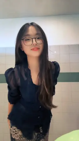 nona kezii kezii 👀                                                                       #fyp #xyzabc #kezii #kezi #CapCut @kezii @samantha 