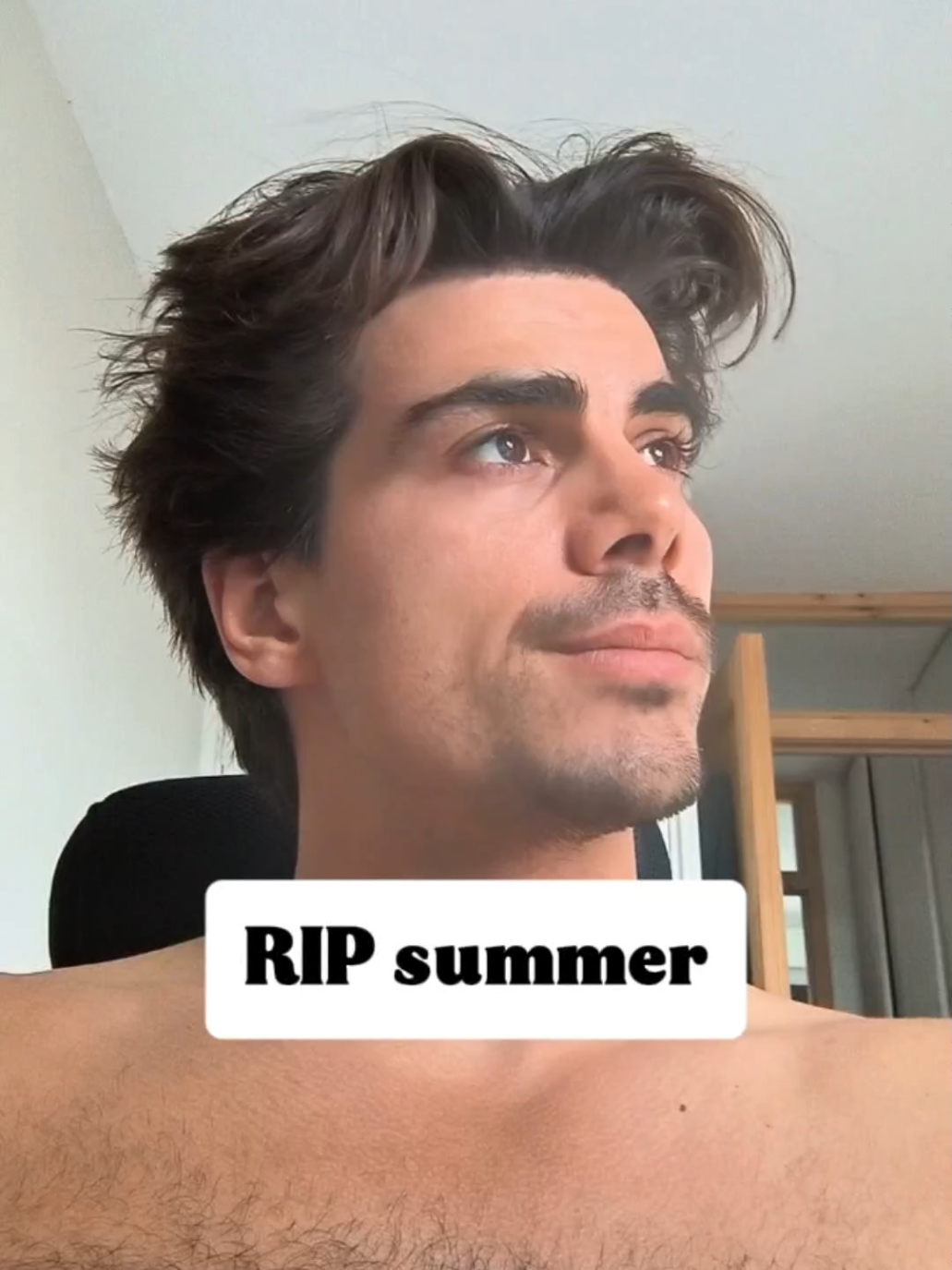 Devastating I know. Still not sure if it’s brave or brainrot. Swapped sun, Aperols and weekends for mostly unpaid admin. But I know if I don’t try, I’ll regret it. Anyone else feel like a beginner again lately? #PersonalFinance #brainrot #ripsummer 