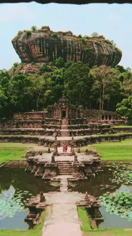 Sri Lanka / Sigiriya 5th Century ❤️#creatorsearchinsights #sigiriya #srilanka #ceylon 
