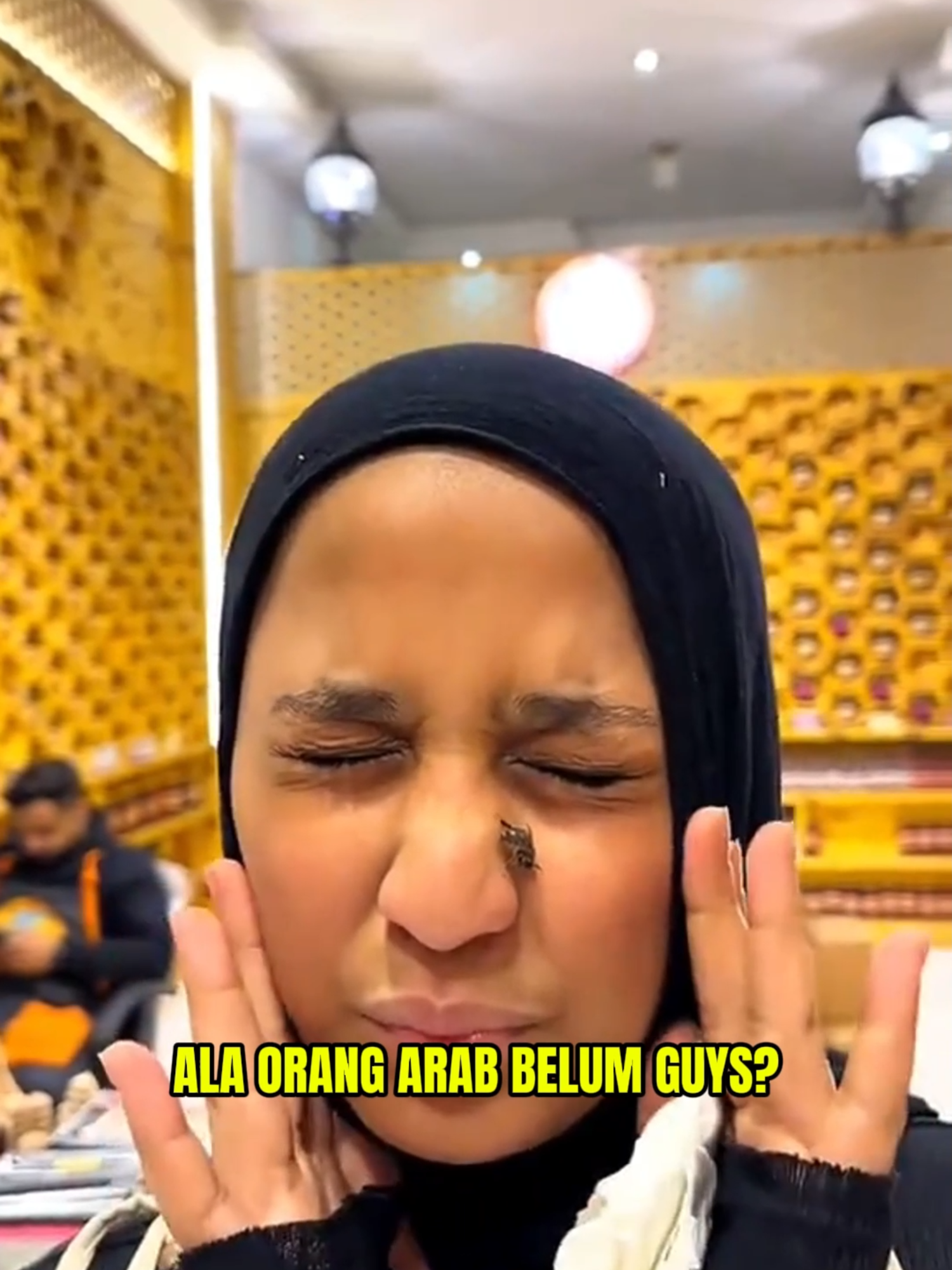 Perawatan Wajah Pakai Racun Lebah? Ini Manfaatnya!