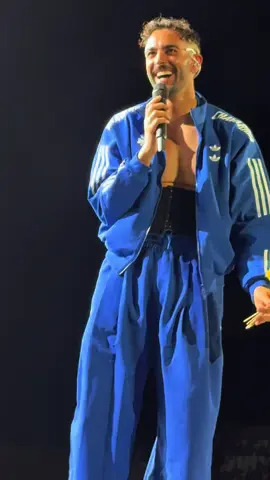 Famo a capisse 🤷🏽‍♀️🤣 #marcomengoni #marcomengonilive #marconeglistadi2025 #messina #fyp #perte @Marco Mengoni 