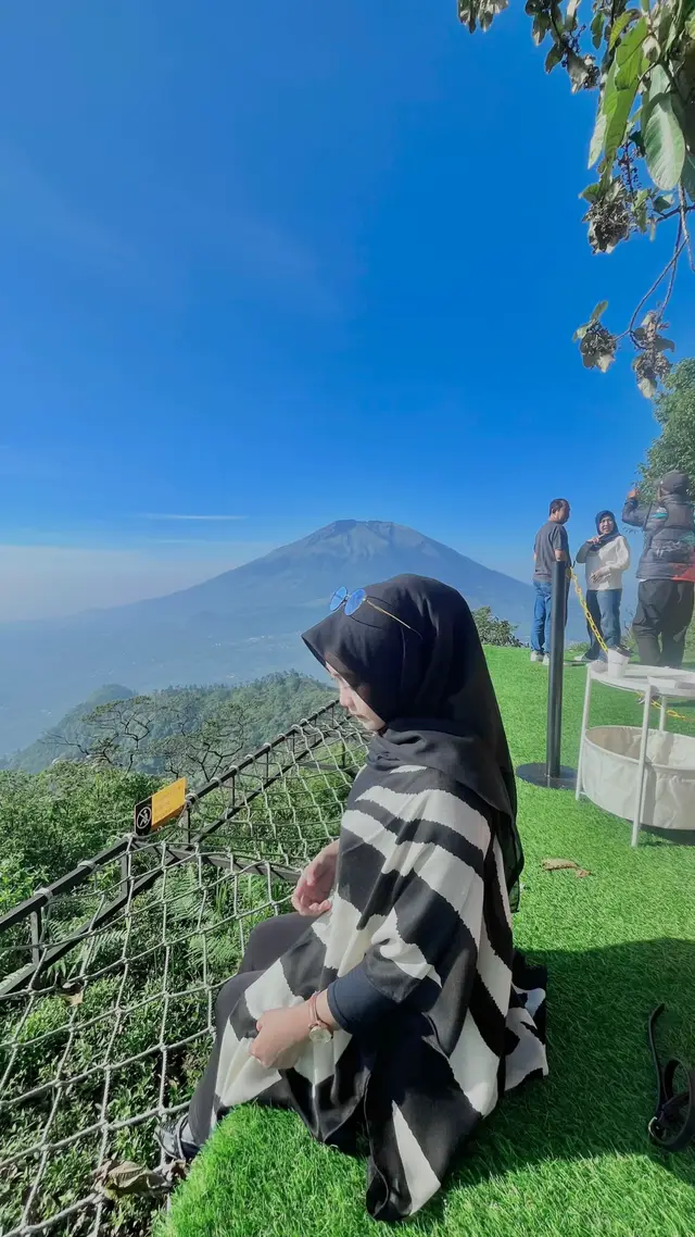 era lamunan kembali lagi