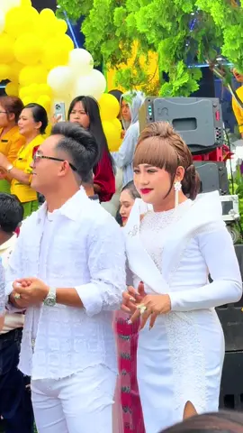 ရာဇဌာနီ စိန်ဝင်း ဆိုင်သစ်ဖွင့်ပွဲ တက်ရောက်