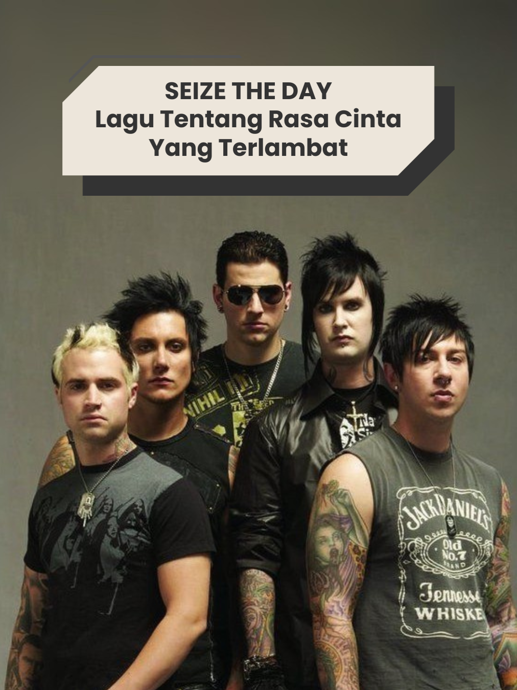 Lagu ini awalnya cuma pertanyaan: “Kalau besok dia udah gak ada… kamu bakal nyesel gak hari ini?” Tapi The Rev gak pernah sempat jawab pertanyaannya sendiri. Empat tahun setelah Seize The Day rilis, dia pergi. Gak ada ucapan terakhir. Gak ada pelukan terakhir. Cuma ada satu lagu... Yang tadinya buat renungan, Sekarang berubah jadi peringatan. Seize The Day bukan soal kematian. Tapi tentang rasa bersalah karena nunda bilang “aku sayang kamu.” Jadi kalau kamu masih bisa bilang, bilang sekarang. Buat full song nya, bisa nonton di sini ya 👉 @rachels.playlist999 #AvengedSevenfold #A7X #SeizeTheDay #Fyp #Viral #Rachel_AvengedSevenfold