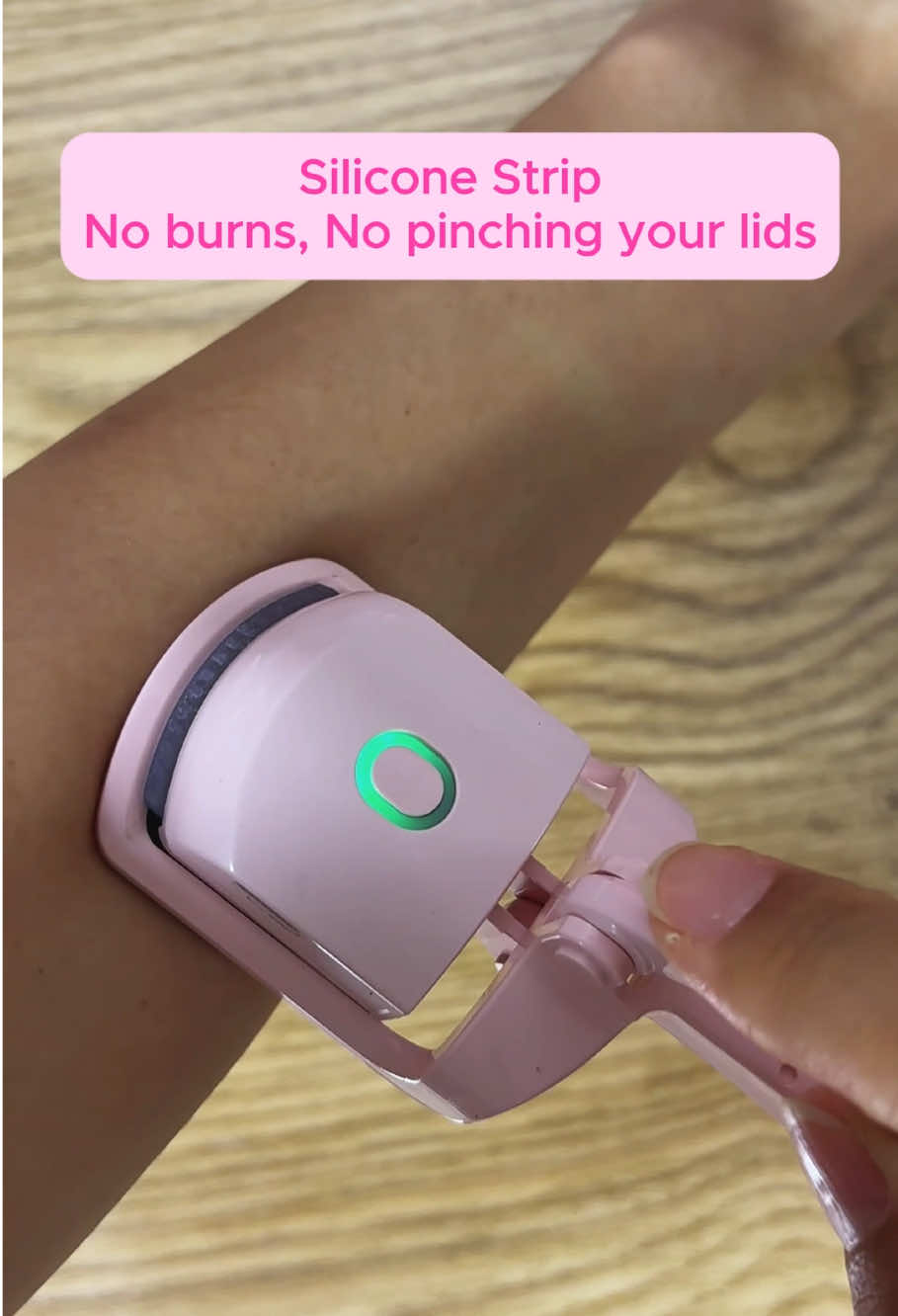 NO BURNS,NO PINCHING🧏🏼‍♀️🧏🏼 #eyelashes #tiktok #fypシ 