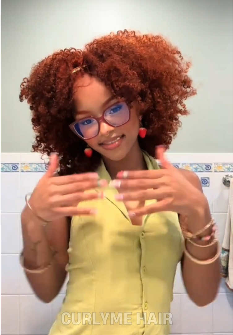 OMGGGG you thought it was my real hair? 🥳🙌 #tiktoktopwigs #hairdye #hairvideos  #tiktokshopbacktoschool #hairtutorial #curlymehair #bobwig 