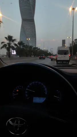 #اخاف_يمرني_عطرك_بعد_غيبتك_واتذكر💔💔#عبدالله_ال_مخلص🎤🎶 #تصويري📸اكسبلوور #الرياض #متابعة 