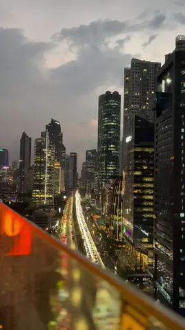 #costesscafeeandbar #jakartaselatanviral #jakarta #citylights 