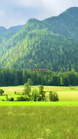 Green land #dolomites #vinland #mountains #nature 