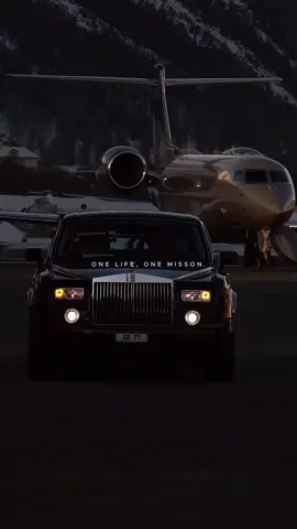 Make it happen 👑🚀 #luxurylifestyle #money #luxury #millionaire 