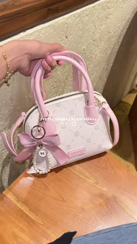 #taswanita #coraldaisy #tasselempangwanita #slingbagwanita #tascewekmurah #tascantik 