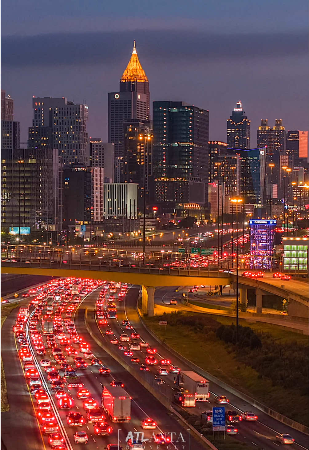 Moving through Atlanta
‌ #dronehyperlapse #atlanta #atlantaskyline #atlantatraffic
‌#atlantadroneguy 
