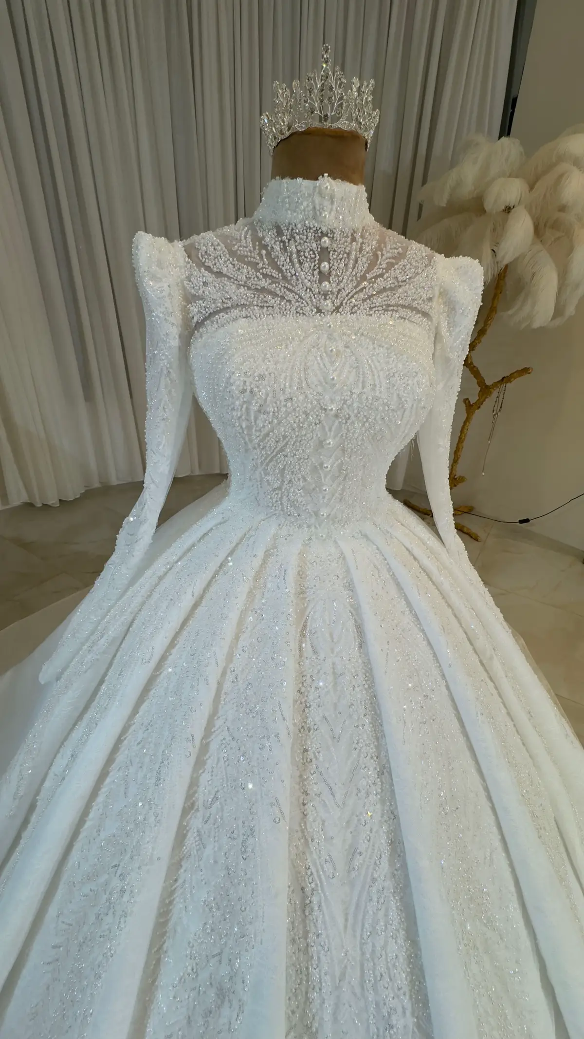 #CapCut #فساتين_فخمه #فستانك_زي_شخصيتك #fypシ #عروس_مميزة #viral #الامارات #النمسا #المانيا #المانيا #fyp #تفصيل_فستانك 