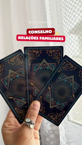 Conselho do tarot ✨Relações Familiares✨ 💌 Carta 1 – O Hierofante A energia familiar pede mais diálogo, respeito mútuo e busca por equilíbrio através da escuta. Essa carta mostra que valores antigos, crenças ou tradições podem estar influenciando a convivência. É um bom momento para refletir sobre o que precisa ser mantido e o que já não faz mais sentido nas relações. A sabedoria está em agir com maturidade, acolher o outro sem perder a própria essência. ✨ Dica energética: Escreva em um papel o que você gostaria de perdoar ou compreender na sua família. Dobre com intenção e coloque próximo a uma planta em casa, pedindo clareza e união. 💌 Carta 2 – A Temperança Essa fase pede mais paciência e leveza nos vínculos familiares. Talvez alguém precise de acolhimento, ou você esteja sendo chamada a ser o ponto de equilíbrio entre diferentes visões. O segredo está em evitar extremos e agir com calma, pois a harmonia virá com o tempo. Boas conversas podem curar feridas antigas e abrir espaço para novas conexões emocionais. ✨ Dica energética: Prepare um banho com camomila e lavanda e tome antes de um encontro ou conversa em família. Isso ajudará a trazer serenidade e comunicação mais amorosa. 💌 Carta 3 – 10 de Copas Essa carta anuncia um momento de união, cura e felicidade familiar. Mesmo que existam mágoas ou distanciamentos, há chances reais de reconciliação e fortalecimento dos laços. É uma carta que fala sobre o amor incondicional, o apoio mútuo e a construção de momentos felizes com quem faz parte da sua base. Permita-se viver essa fase com o coração aberto. ✨ Dica energética: Coloque uma rosa branca em um copo com água e mel. Deixe no centro da casa por um dia com a intenção de atrair harmonia e amor para o lar. Depois, jogue a água em um vaso com planta saudável. Me chama no direct e agende sua consulta! 🔁 Salve esse post pra reler quando precisar de paz nas relações 📩 E envie pra quem está precisando de mais amor dentro de casa. #tarotbrasil #tarobrasil #tarotdasemana #conselhotarot #tarot #tarologa #cartasdodia #tarotdodia 