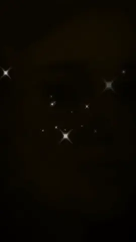 #CapCut ‏ابـــكــي عـــلى قــلبــي مافــارق الذكــــــــريات وابــــــكي عـــلـــى حالـــي مـــيـته عــلى قـــيد الحـــــــــيـا🖤❤️😔💔🥀🥀🥀