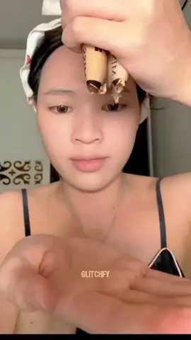 Insane Chinese Makeup 😐🇨🇳 Look this is how they do makeup in China! —Well, not really. Her makeup was about to expire in 2 days, so she decided to use it all at once. In the process, she even messed up her hair, but she kept going, doing her best to blend everything so it didn’t look off. What’s impressive is how she managed to turn all that heavy makeup into something stunning by the end. So, do you think she’s pretty? #insane #chinese #makeup #foryou ##ffffyyyyppppppppppp 