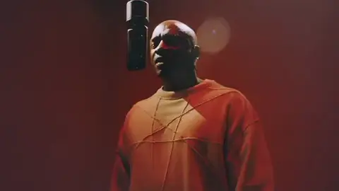 #goodmusiq #jams #hiphop #akon #lockedup #liveperformance 