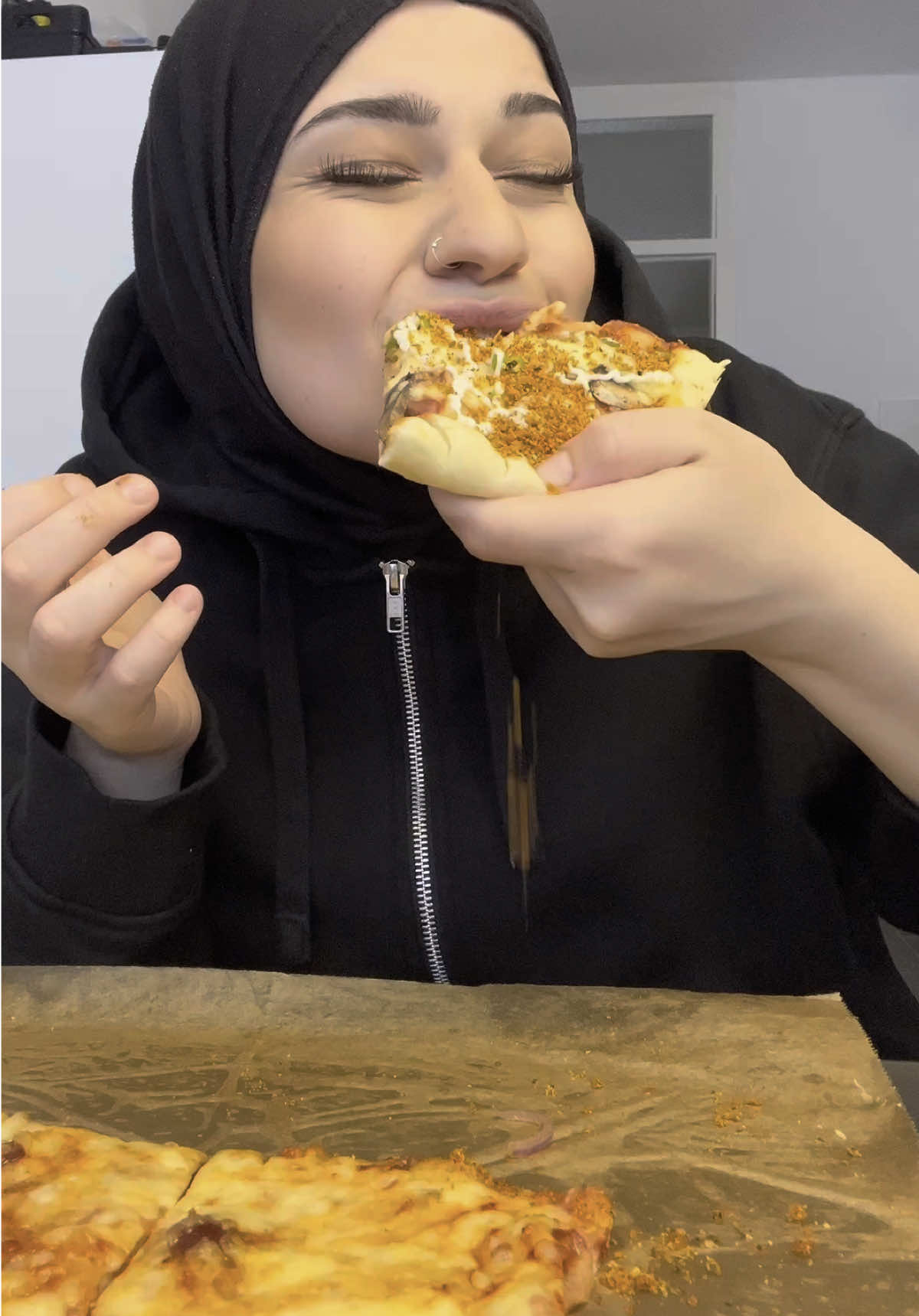 Rezept👉🏻@lanakocht  #pizza #FoodLover #sucuk #mukbangvideo #lanatomakin 